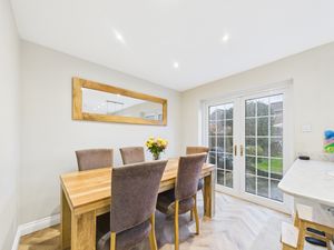 Dining- click for photo gallery